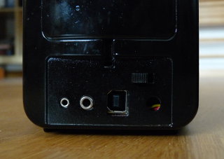 Connectors of the new speaker.